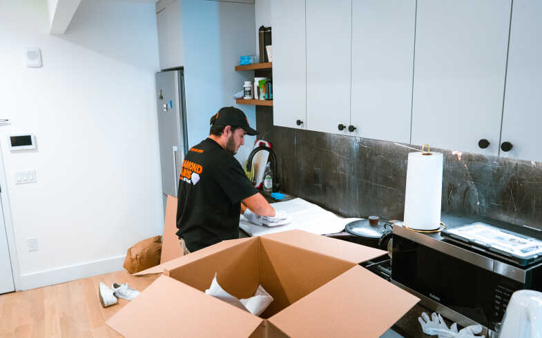 Diamond Hands Moving & Storage in New York