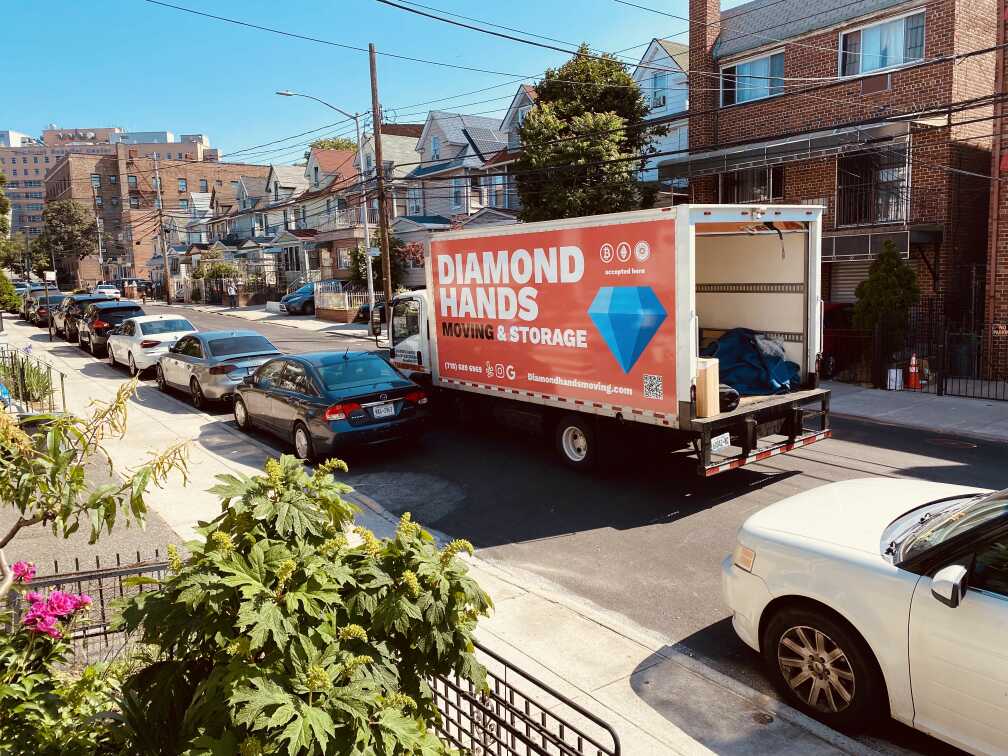 Diamond Hands Moving & Storage in New York