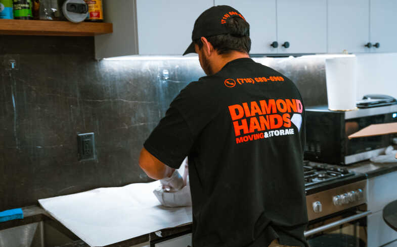 Diamond Hands Moving & Storage in New York