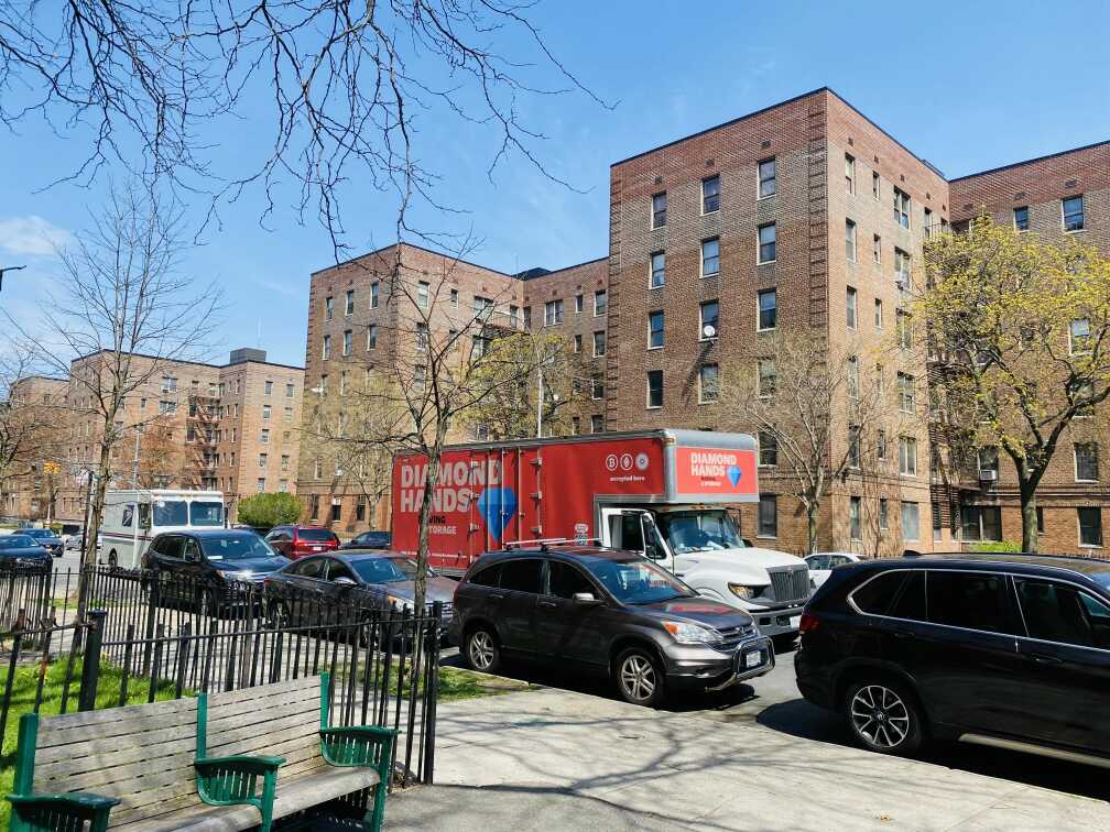 Diamond Hands Moving & Storage in New York