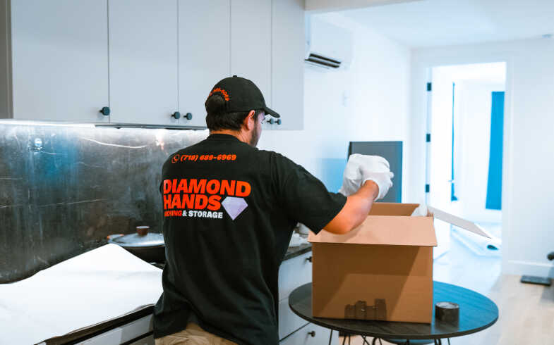 Diamond Hands Moving & Storage in New York